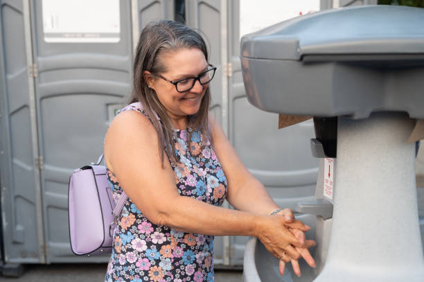 Portable Toilet Options We Offer in Neptune Beach, FL